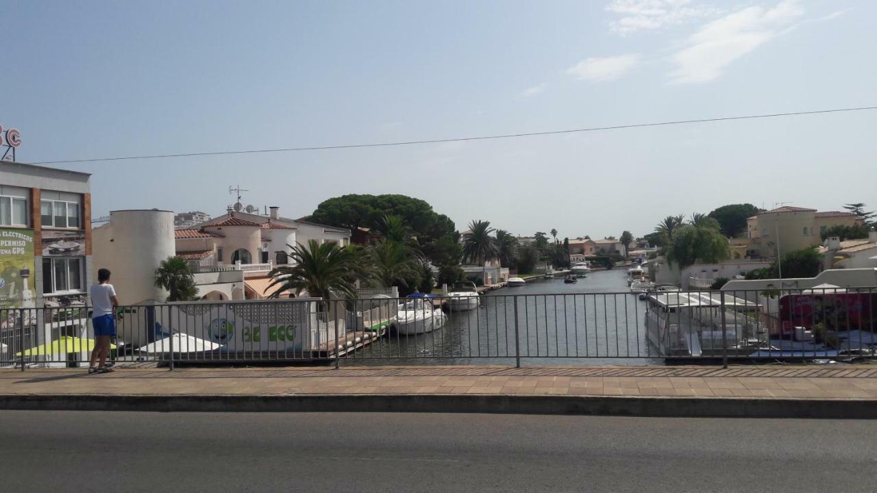 Villa Promenade Terrace Empuriabrava Esterno foto